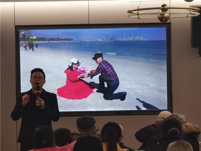 綿陽(yáng)中旅假日旅行社舉行年會(huì)推薦線(xiàn)路發(fā)布會(huì)